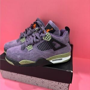 WMNS AIR JORDAN 4 RETRO